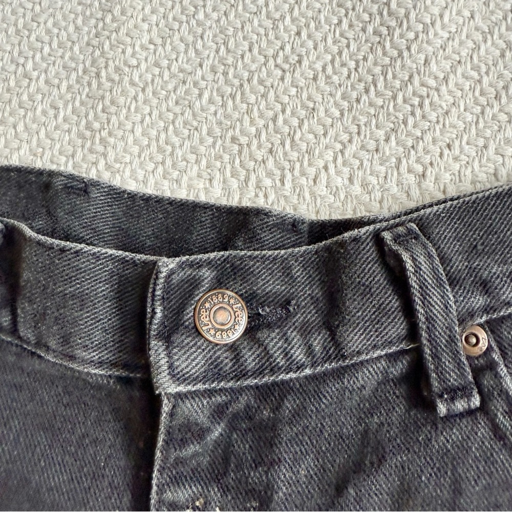 Vintage LEE Upcycled Black Denim Cut Off Festival Jean Shorts - Picture 4 of 6